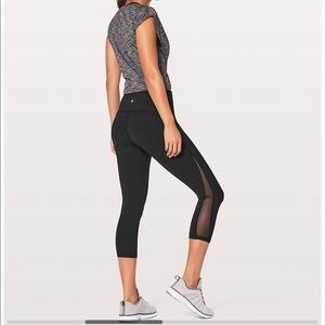 Lululemon Train Times Crop 21”